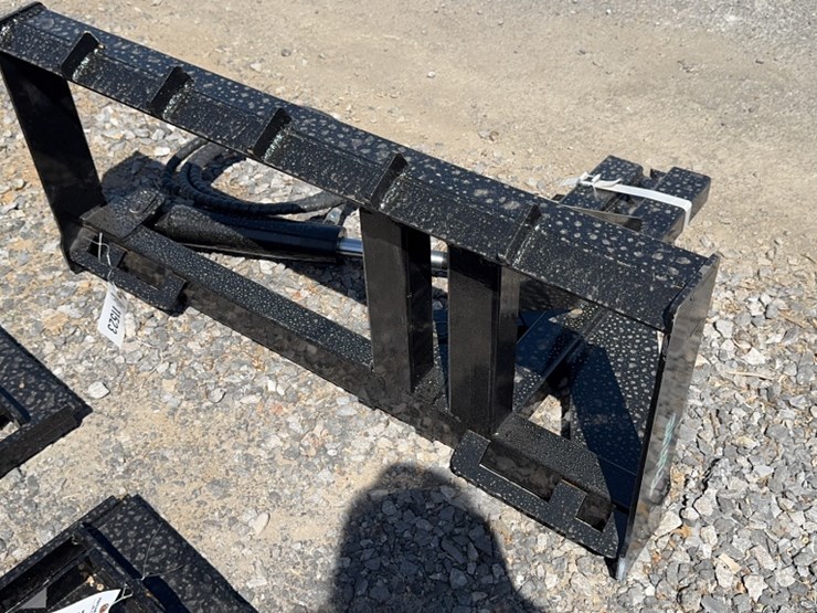 #6067-•-future-skid-steer-tree-puller-image-3