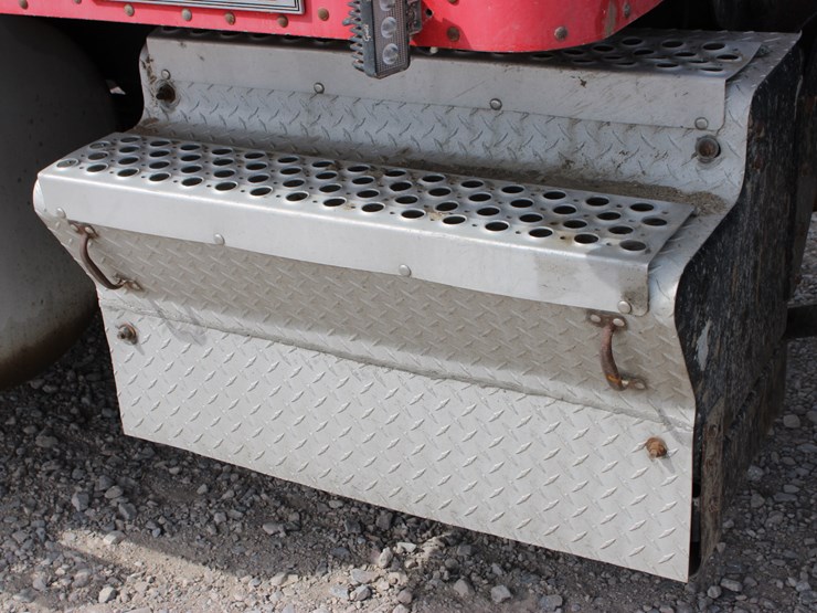 2004-kenworth-t800-image-38