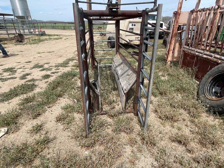 #4051-•-homemade-cattle-shoot-image-5