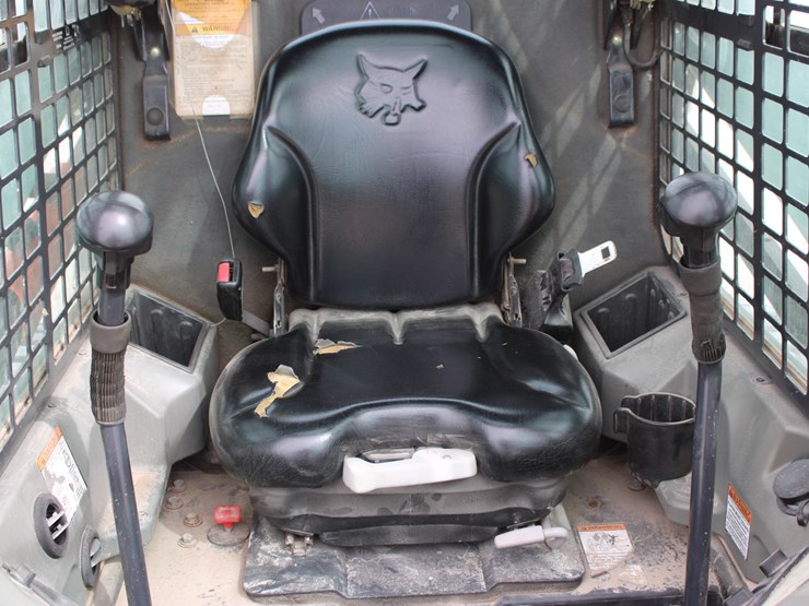 2017-bobcat-s590-image-13