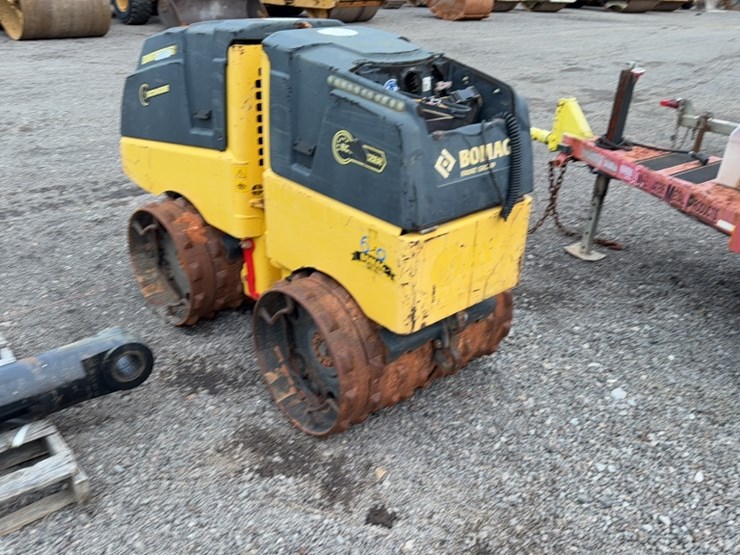 #2095-•-bomag-8500-trench-compactor-image-5