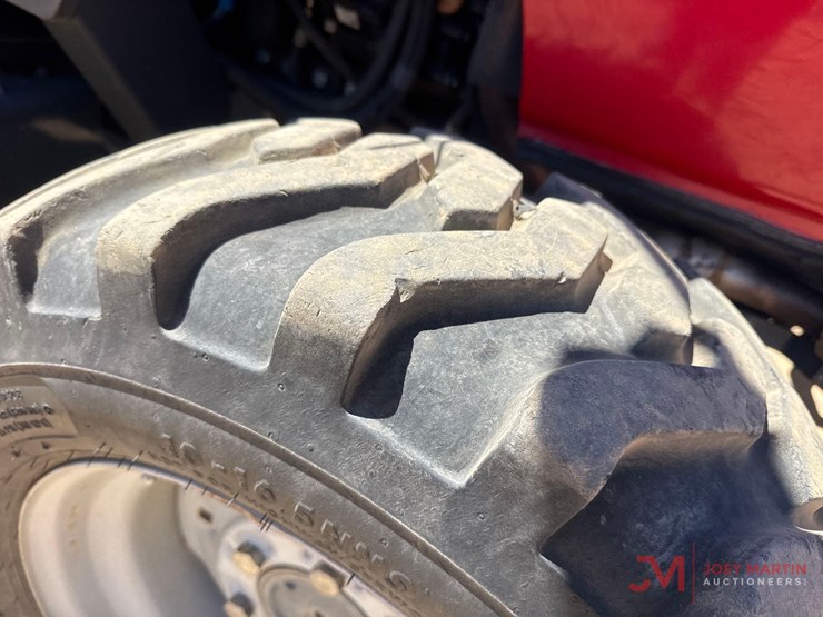 massey-ferguson-1736-image-19