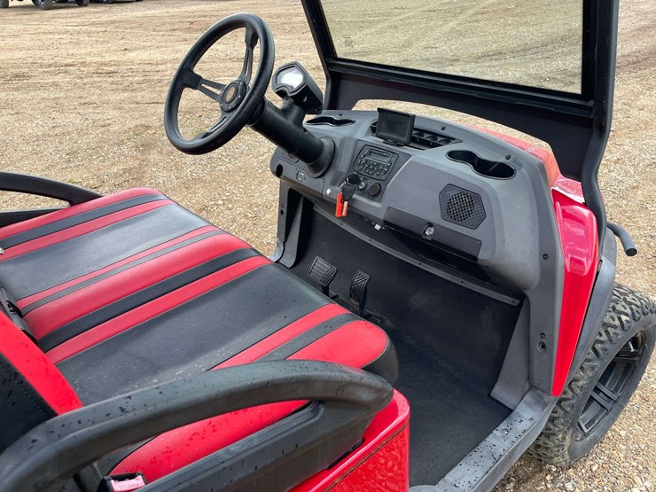 2023-bintelli-48-volt-electric-6-seater-golf-cart-w/-on-board-charger-(46-miles-showing)-image-17