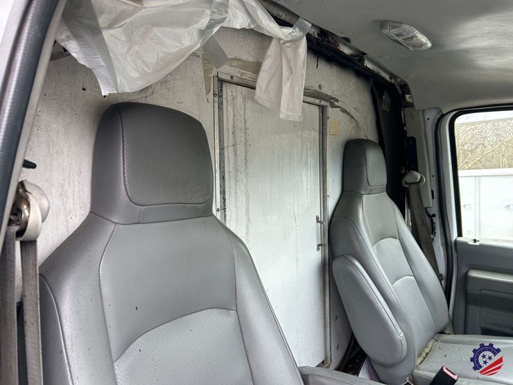 2017-ford-e450-image-51