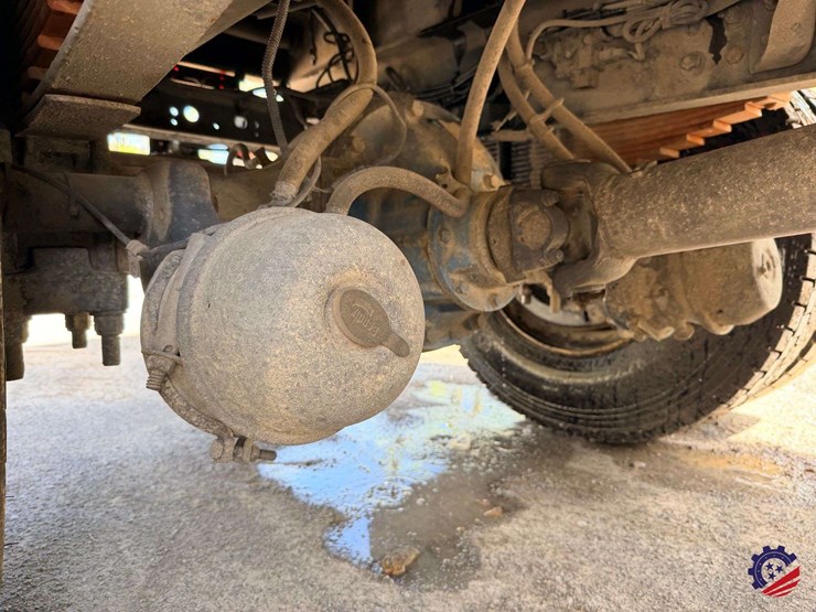 2007-international-7400-image-53