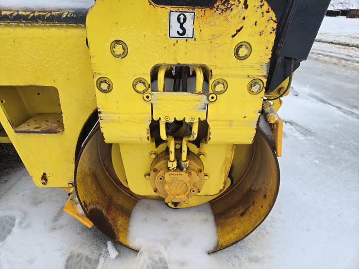 2004-bomag-bw120ad-4-image-41