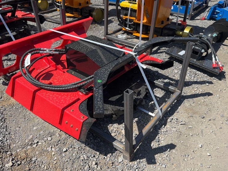 #6083-•-future-42"-skid-steer-disc-mulcher-image-1