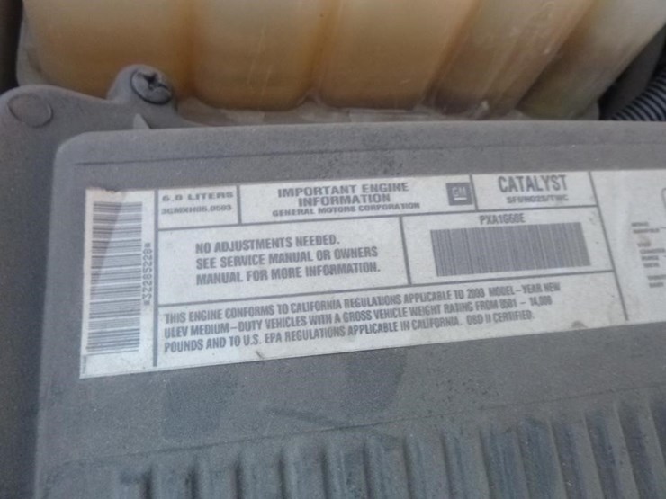 2003-chevrolet-2500-image-25