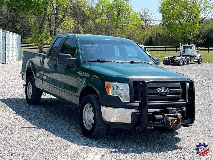 2011-ford-f150-xl-image-11