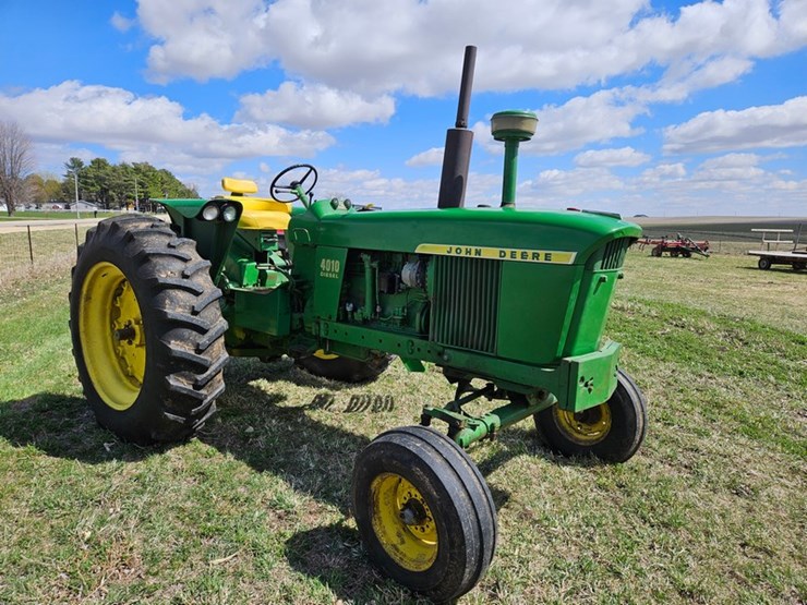 john-deere-4010-image-7