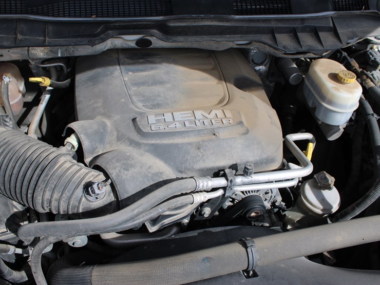 2015-ram-2500-laramie-longhorn-image-54