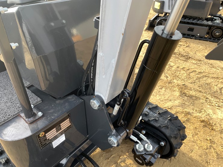 #1044-•-new-ats-d12d-mini-excavator-image-21