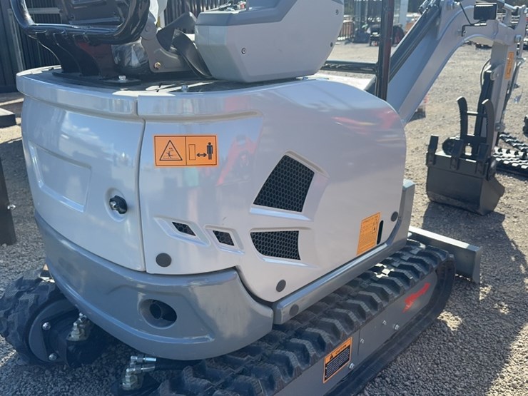 #1093-•-2025-ats-nt18k-mini-excavator-image-22