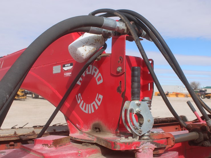 hesston-1170-image-27