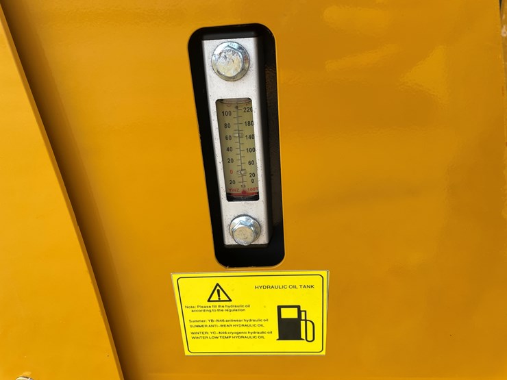 #1038-•-new-ats-rt15r-mini-excavator-image-21