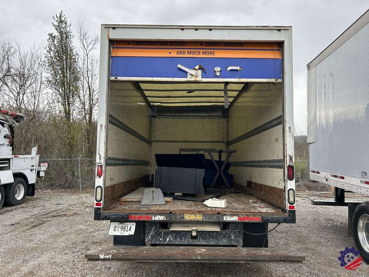 2017-ford-e450-image-4