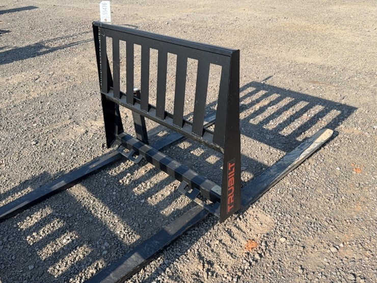 #2079-•-trubilt-42"-skid-steer-pallet-forks-image-3