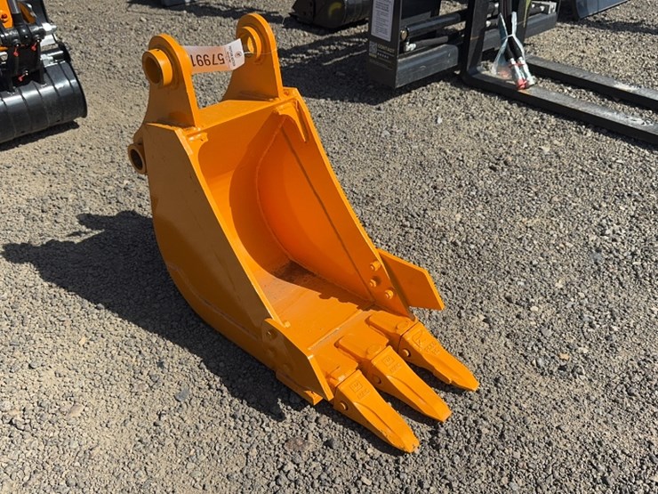 caterpillar-305-image-1