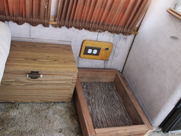 1985-dodge-ram-350-image-33