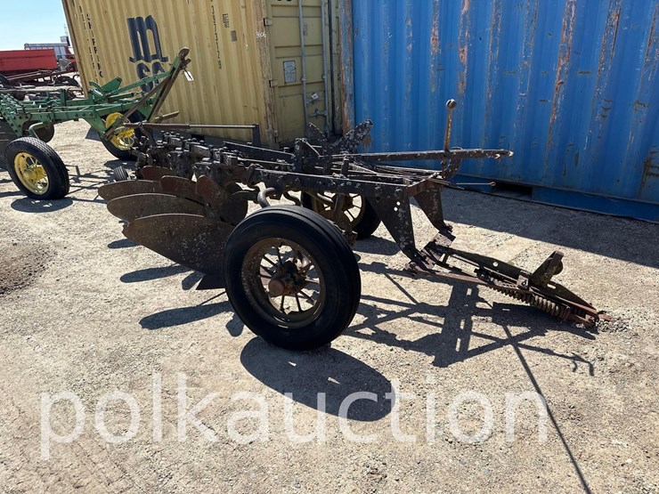 john-deere-a-image-1