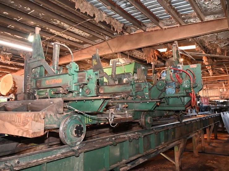 #116-•-cleereman-38-3hb-carriage-and-track-image-3