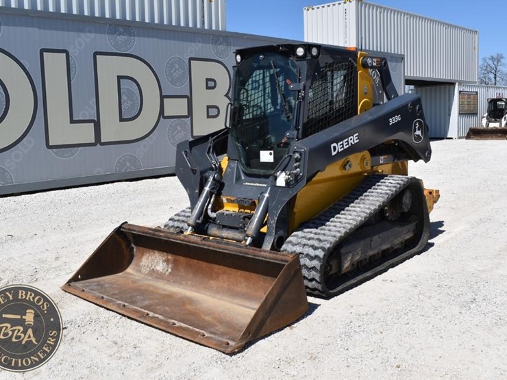 2020-deere-333g-image-1