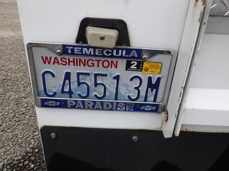 2017-chevrolet-2500-image-11