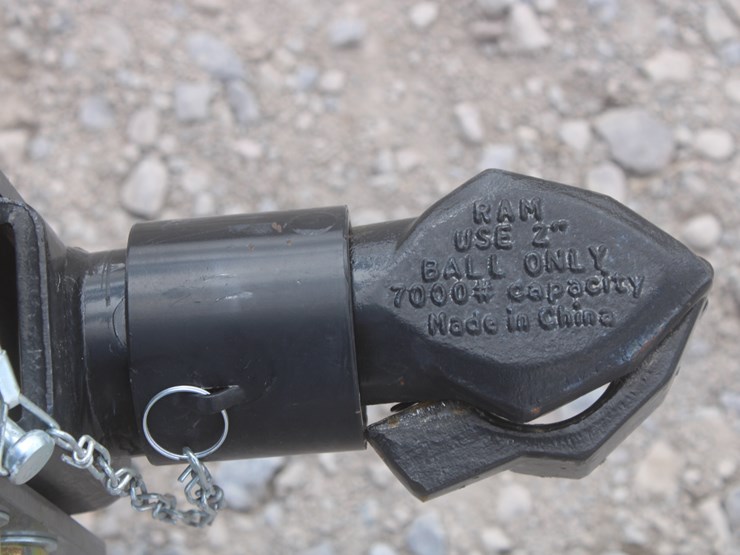 #1083-•-new-circle-t-portable-complete-cattle-processing-system-image-70