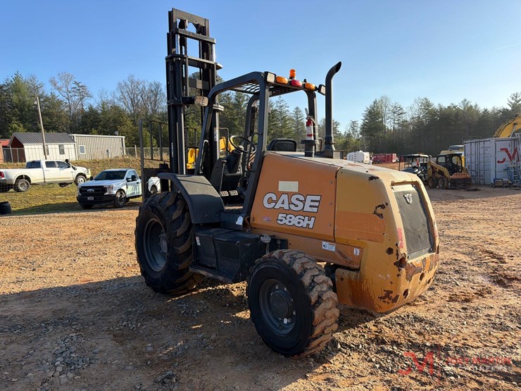 2019-case-586h-image-3