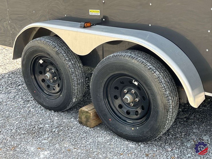 2023-interstate-west-victory-t/a-16’-enclosed-tag-trailer-image-10