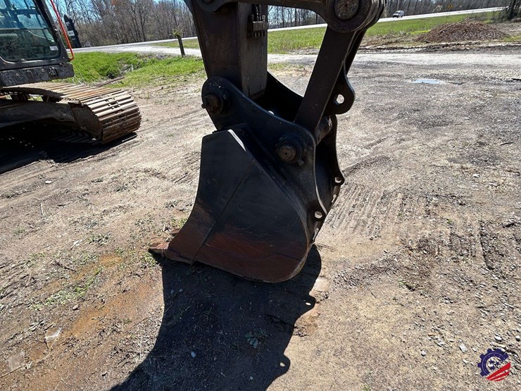 2018-volvo-ec220el-image-11