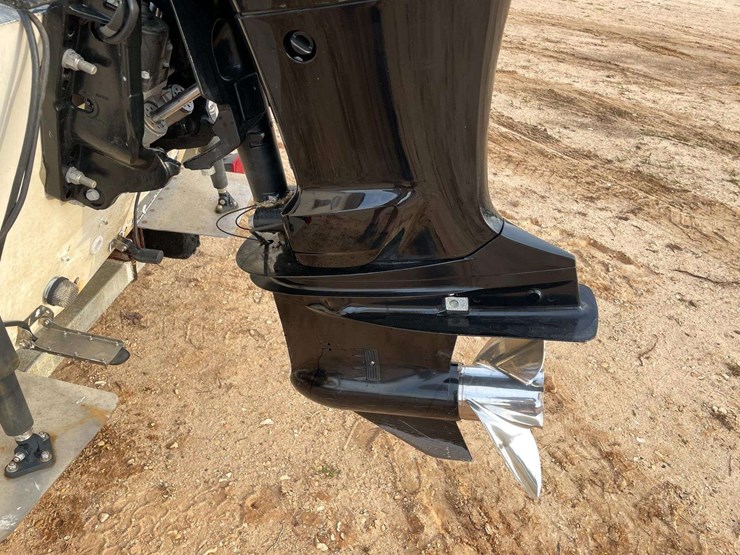 2008-carolina-skiff-23’-bay-boat-with-trailer-image-11