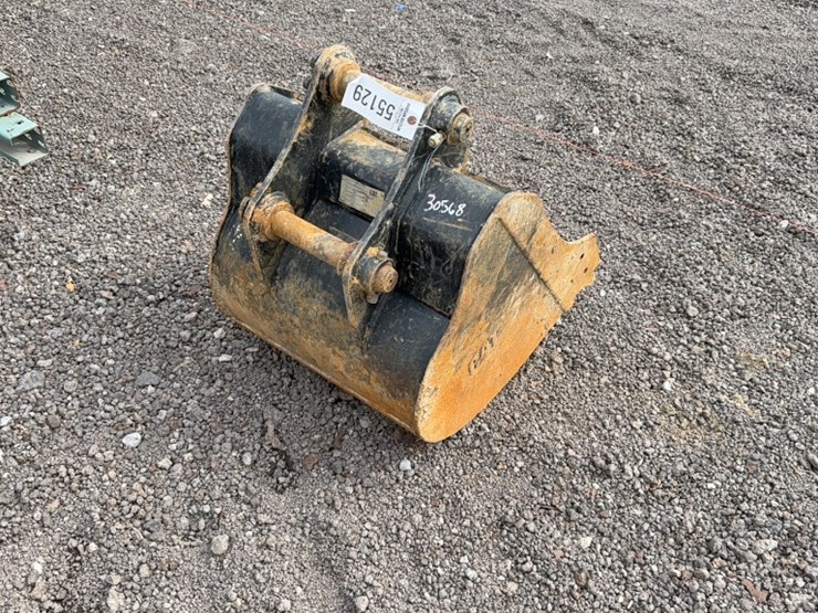 caterpillar-22-image-3