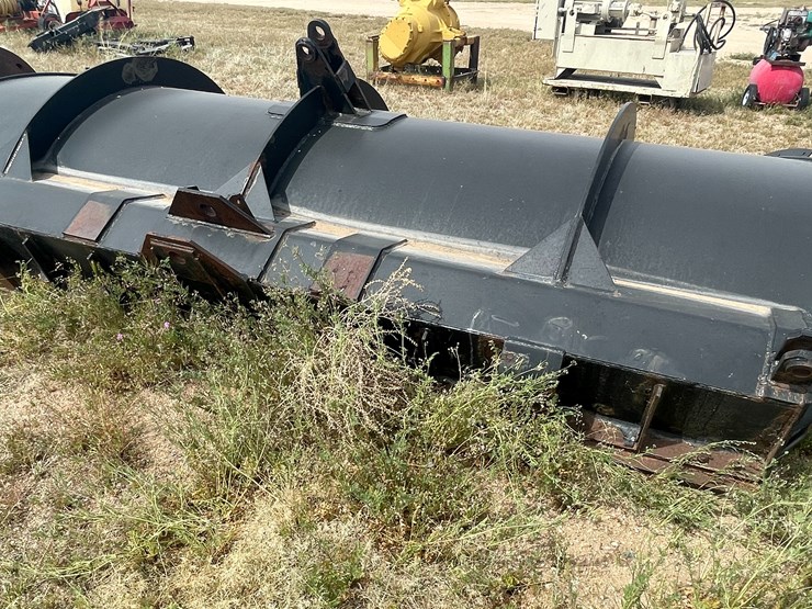 #4071-•-monroe-snowplow-image-1