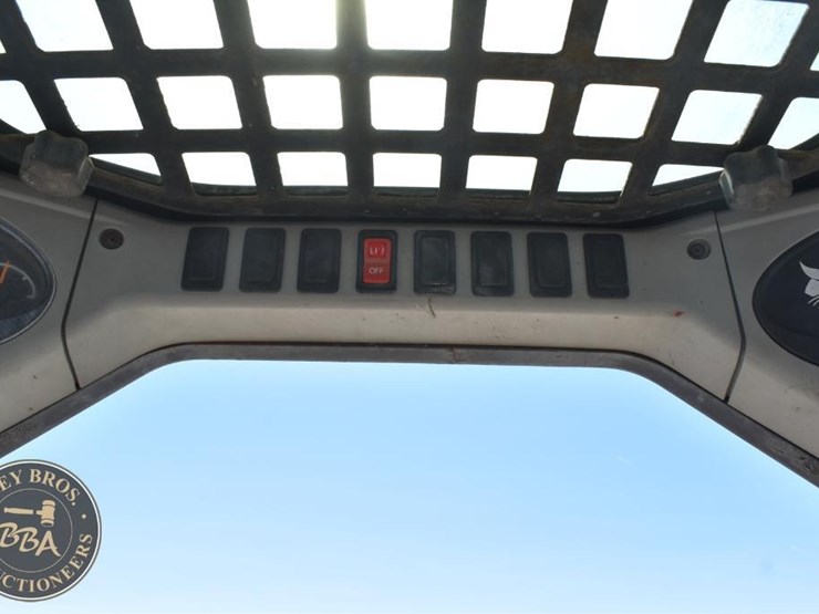 2008-bobcat-s185-image-29