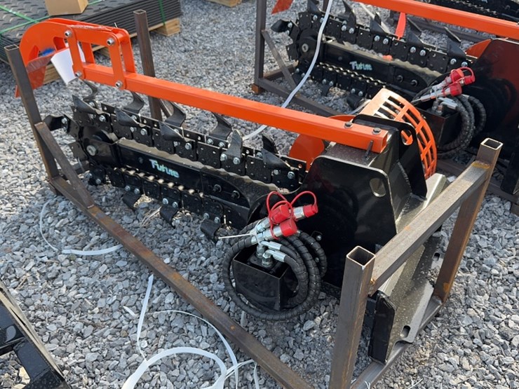 #6046-•-future-dingo-trencher-image-3