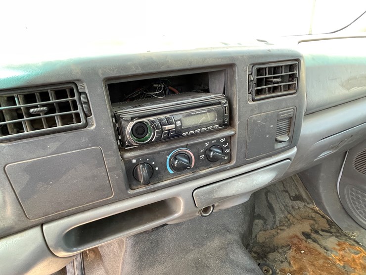 2000-ford-f250-image-33