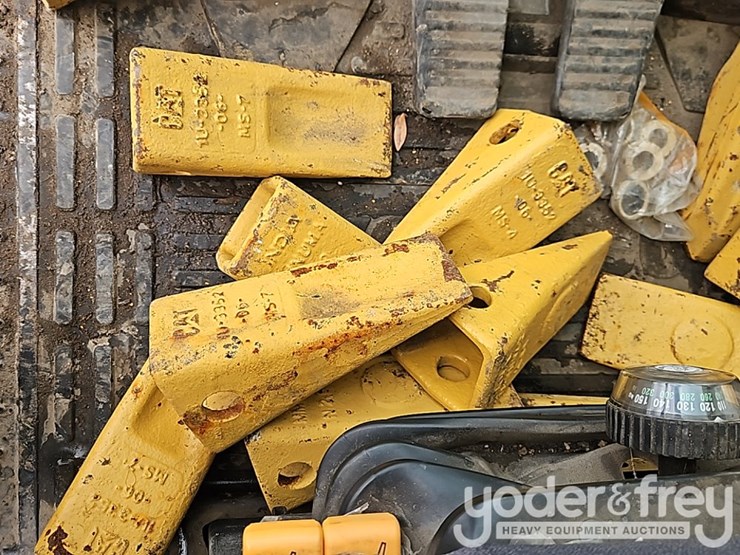 2007-komatsu-pc220-lc-8-image-44