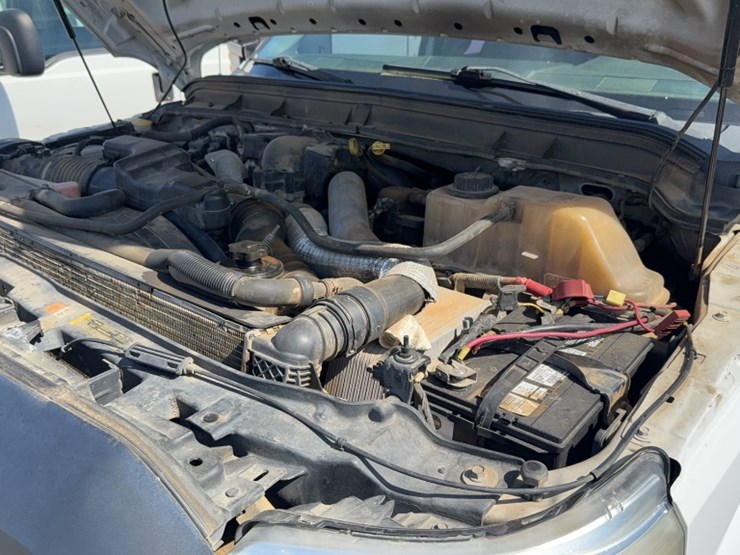 2012-ford-f350-image-26