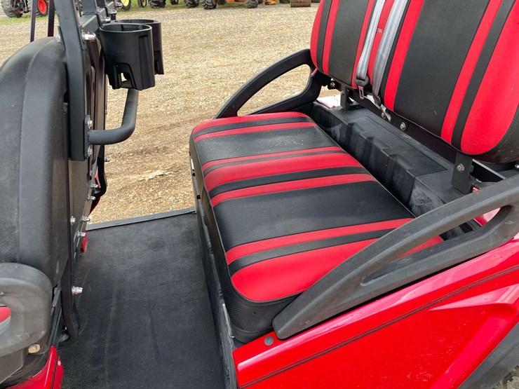 2023-bintelli-48-volt-electric-6-seater-golf-cart-w/-on-board-charger-(46-miles-showing)-image-13