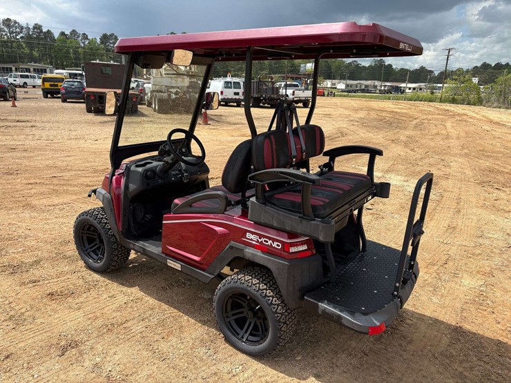 2023-bintelli-electric-golf-cart-w/-on-board-charger-image-2