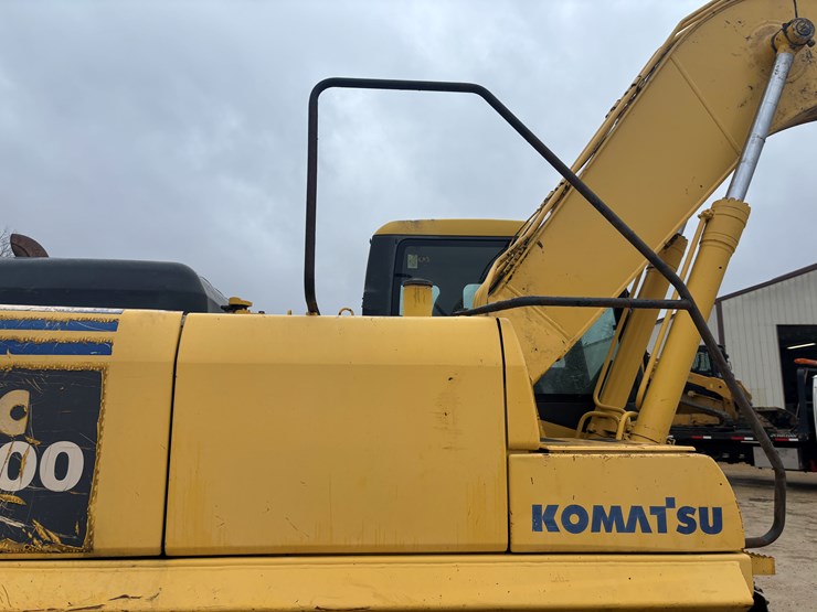 2001-komatsu-pc200-lc-image-14