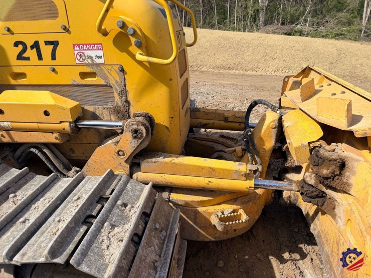 2018-komatsu-d51exi-24-image-7