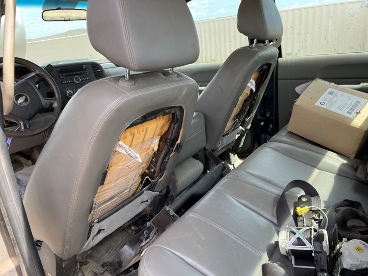 2009-chevrolet-2500-image-42