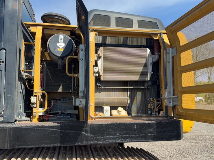 2013-caterpillar-329el-image-15