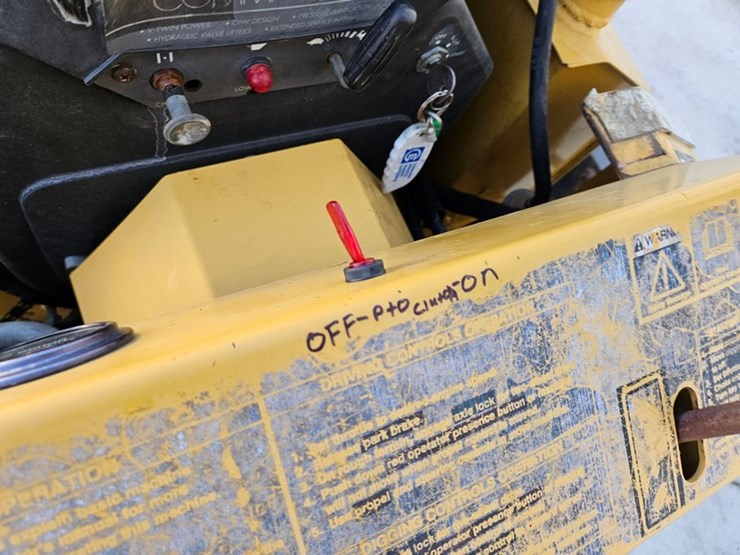 2007-vermeer-v2050-image-27