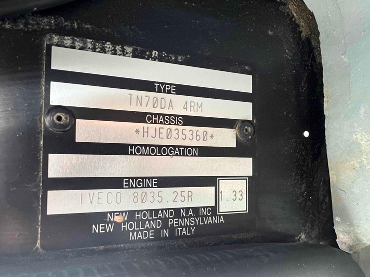 new-holland-tn70da-image-44