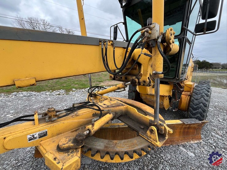 2003-volvo-g710b-image-22