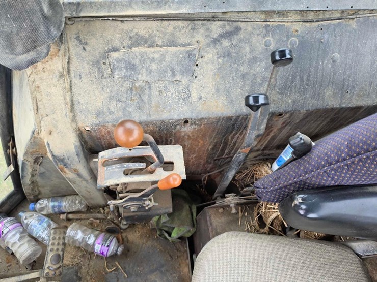 john-deere-4840-image-11