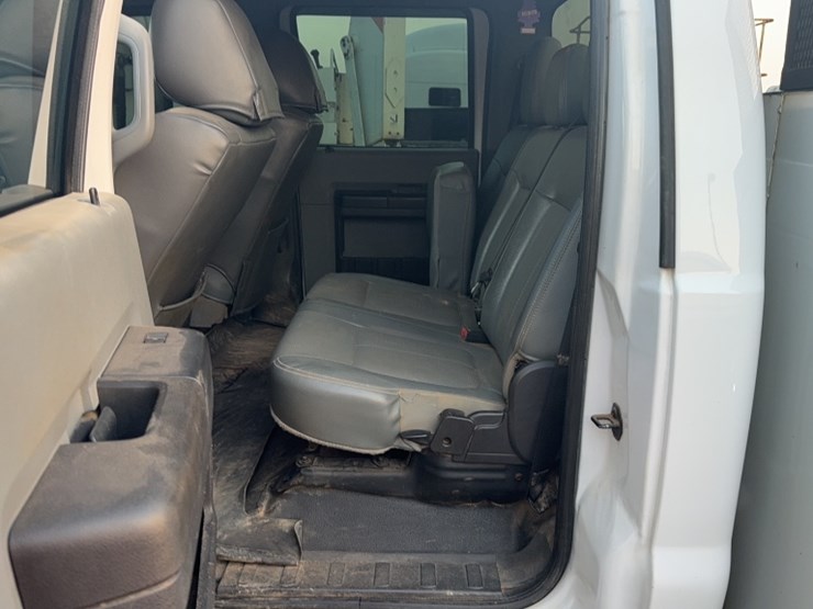 2016-ford-f450-image-18